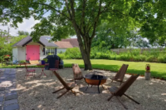 Waterfront cottage in historic Charlestown, Maryland Hotels in North East