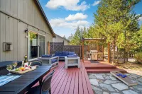 Black Bear Cabin by AvantStay Modern Bend Escape Mt. Bachelor Ski Cabin