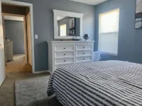 Nice 3 BDR 2 Bth house+Garage+Fenced backyard