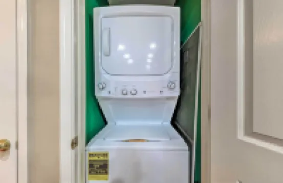 Eclectic Home w/ Deck: 4 Miles to Ski Cloudcroft!