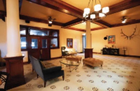 Hotel LaBonte