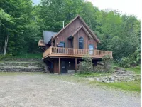 Amazing Mountain View Chalet 1 Minute from Slopes