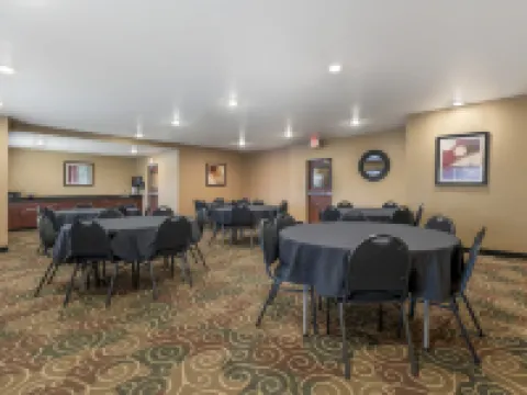 查爾斯頓紅屋頂酒店 查爾斯敦酒店