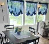 Serenity place. Relax in a semi rural setting 18 mile from Acadia National Park