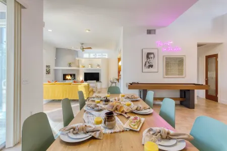 Pool Hot Tub Yard Games Chic Midcentury Design Painted Sand by AvantStay