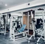 Perfect Location/Walk 2 Baylor/ Minutes away from Downtown/FreeParking /Gym/Pool Hotels in Deep Ellum