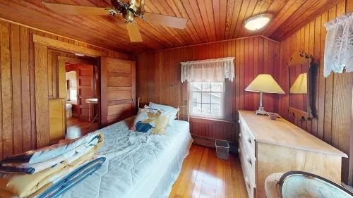 Gorgeous Waterfront Home in the Heart of North Kingstown Hotels in North Kingstown