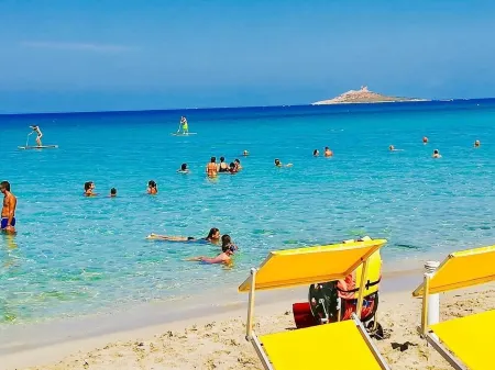 QUIET, TOP SEA AND SUNSETS, COMFORTABLE ACCOMMODATION, PARKING SPACE, OK VS. ANIMALS Отели в г. Isola delle Femmine