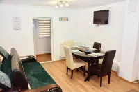 Family apartment in Alba Iulia, with all amenities. Hotels in Alba Iulia