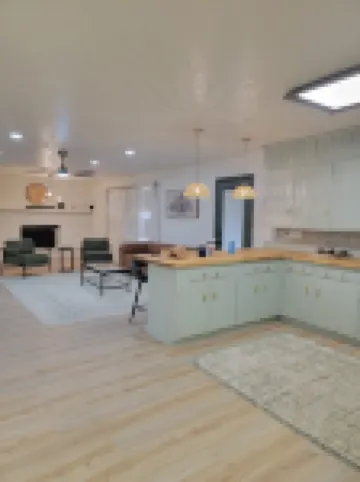 Charming Newly renovated 4-bedroom 2Bath bungalow in Old Midland Texas