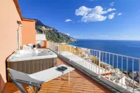BlueVista Home -Terrace Jacuzzi/Hot Tub