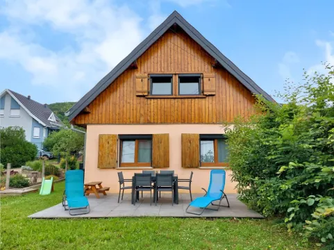 Scandi – Cozy 3-Bedroom Chalet with Enclosed Garden – Near the Alsace Wine Route