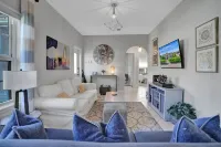 Stunning 2/2 dream beach getaway in Surfside Hotels in Surfside