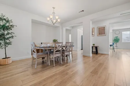 Spacious 4-bedroom house in serene Victorville with WiFi, AC