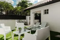 Stunning 3 bedroom Villa with Private Pool & Garden