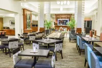 Hilton Garden Inn Independence - breakfast