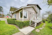 Beautiful Birch Bay Retreat w/ Deck & Fire Pit! - Homestays