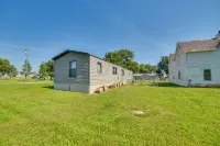 Yale Home in the Heart of Pheasant Hunting Country - 2-Star