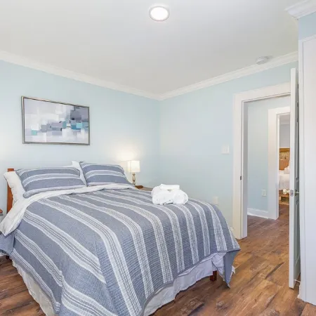 Modern And Cozy House In The Heart Of Hillsborough
