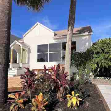 3-Bedroom Beachfront Home - “Con la Marea” Hotel Exterior