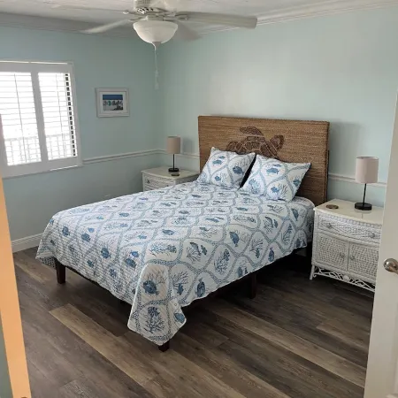 Luxurious Penthouse condo @ Pointe Santo with magnificent ocean and garden views