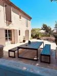 Pretty renovated farmhouse in Saint Rémy de Provence