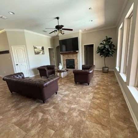 Spacious 4BR Oasis with private pool perfect for families & Groups