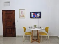 Cozy 1-bedroom apartment with WiFi, AC, near the beach in charming La Libertad