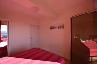 Harmonia Budva 1 - Apartment with Sea View Boreti 호텔