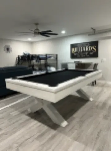 4-bedroom house in charming Savannah with a feel of new fun. Getaway to Paradise