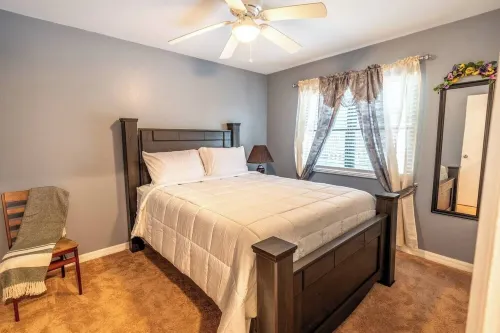 Charming 3-bedroom house with AC, WiFi in pleasant Palm Bay