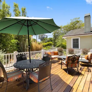 Montecito Beach House w/Hot Tub & Cold Plunge - Walk to Beach and Restaraunts