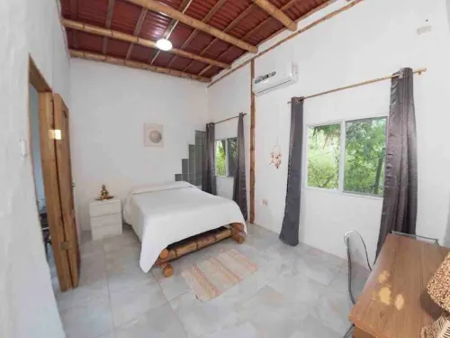 Private New 1BD/1Bath Bungalow on Lush Green Land Hotels in Santa Elena