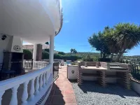 Luxury detatched Spanish Villa Spacious with Private Pool-in Lake Vinuela Valley - Wifi