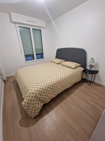 Magnifique Appartement Paris La Défense Отели рядом с достопримечательностью «Place Louis Aragon»