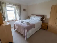 3 bedroom home by the beach Hotels in The Havens