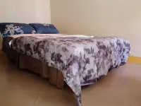 +256.701.4123.75 is contact.To a lovely stay, better service and spacious look..