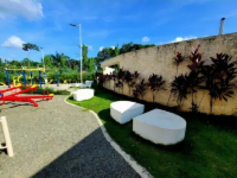 Spacious 3-bedroom apartment with AC, WiFi in vibrant Santo Domingo