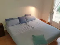Authentic provencal country house w/ private pool in walking distance to market Hotels in Котіньяк