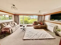 Comfort at Stag Lodge Just Mins Walk to Queens Park & Down Town Invercargill