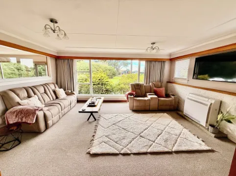 Comfort at Stag Lodge Just Mins Walk to Queens Park & Down Town Invercargill