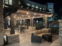 Luxury Modern Condo w/PS5, BOSE sound, UltraFast WiFi, Kingbed+Sofabed+65'' Tv's