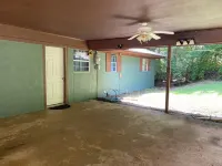 Lakefront 3-bedroom house located on Lake Darbonne.