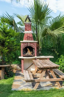 Charming 2-bedroom villa with AC and WiFi in brilliant Muğla