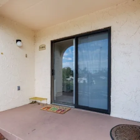 Oceanfront Condo! Just 1-Minute Walk to the Beach!