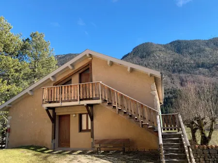 Gîte de Montagne Dans le Vercors : La Renardière Animaux de Compagnie Acceptés Отели в г. Сент-Аньян-ан-Веркор