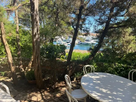 Charming flat in Porto Rotondo with lush garden!