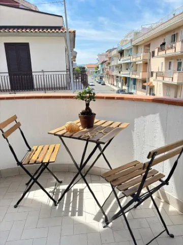 VACATION HOME FACING THE SEA IN SICILY
