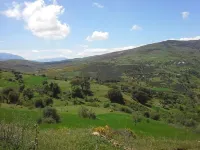 Charming 3-bedroom house with WiFi and AC in Tanger-Tétouan Hotels in Larache