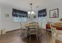 Cove Point Beach Cottage with Chesapeake Bay Views